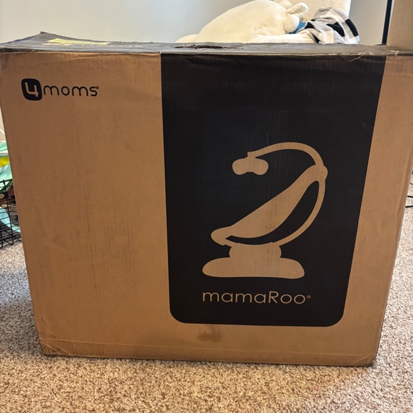 NWT MamaRoo - Picture 6 of 7